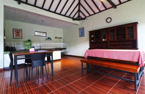 Purbayani House | Negla Beach Villa