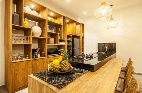 Drupadi Villa | New Villa 3 bedrooms Seminyak Oberoi 800m to beach