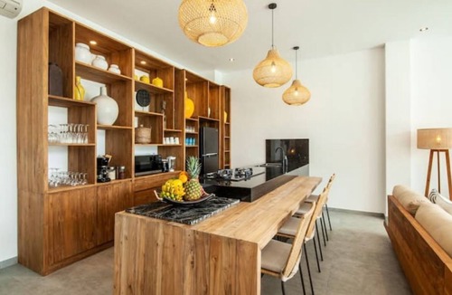 Drupadi Villa | New Villa 3 bedrooms Seminyak Oberoi 800m to beach