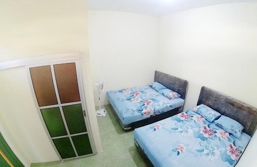 Central Yogyakarta House | Ngadiwinatan Alleyway Guest House Jogja