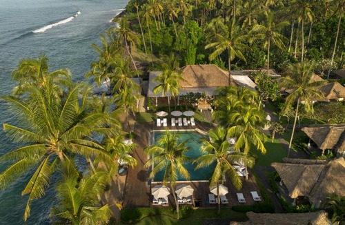 Candi Dasa Resort | Nirwana Beach & Resort