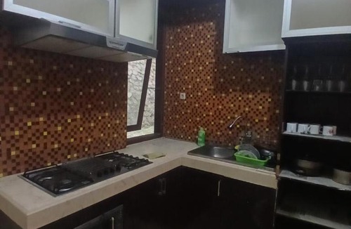 Bandung House | nirwana homestay - Rumah liburan keluarga di dago resort
