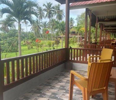 Riung Bed & Breakfast | Nuna Bungalows
