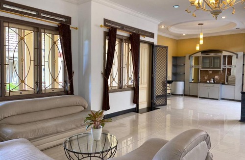 Yogyakarta House | Omah Ngangeni by OTSCA