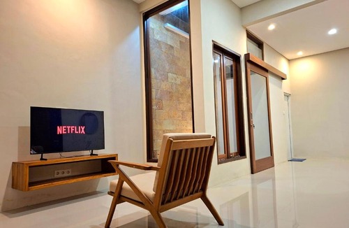 Praya House | Omi Homestay