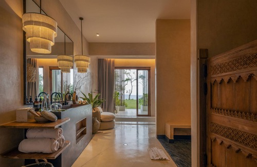 Beraban Hotel | Oshom Bali at Nuanu Creative City