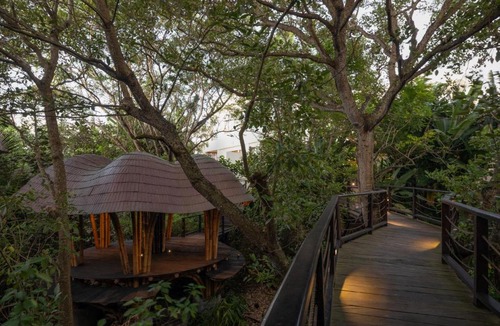 Beraban Resort | Oshom Bali at Nuanu Creative City