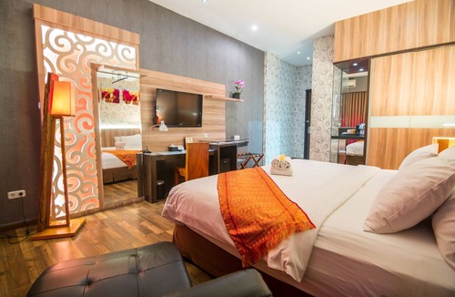 Padang Hotel | Ox Ville Hotel