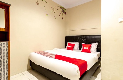 Medan Hotel | OYO 2076 Oxy Art Boarding House
