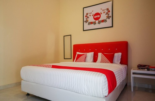 Padang Hotel | OYO 2202 Delima Guest House Syariah