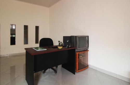 Rajabasa Hotel | OYO 3002 Wisma Alda Syariah