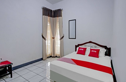 Sangkanurip Hotel | OYO 90543 An-nur Guest House Syariah