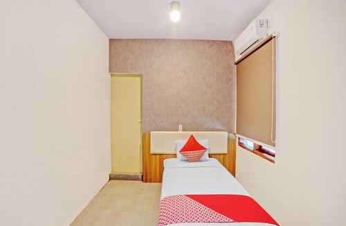 Medan Hotel | OYO 90559 Gamacity Residence