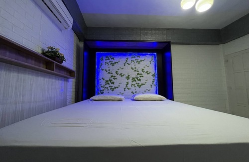 Sulawesi Hotel | Oyo 91757 Surya Hotel