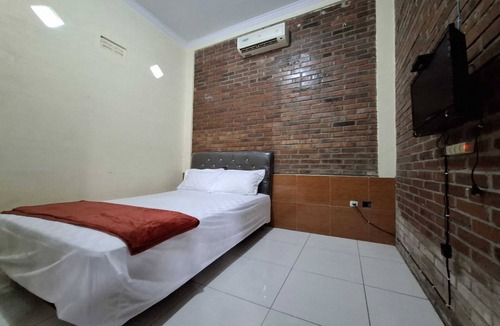 Sleman Hotel | OYO 94245 Alya Homestay Syariah