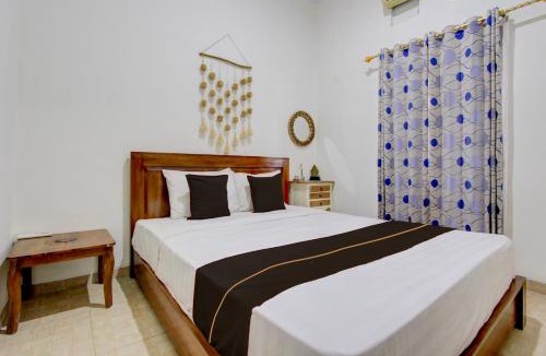 Sewon Hotel | OYO 94851 Watulumpang 1 Guest House