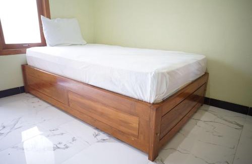 Madiun Hotel | OYO 95103 Madiun Dkost Syariah