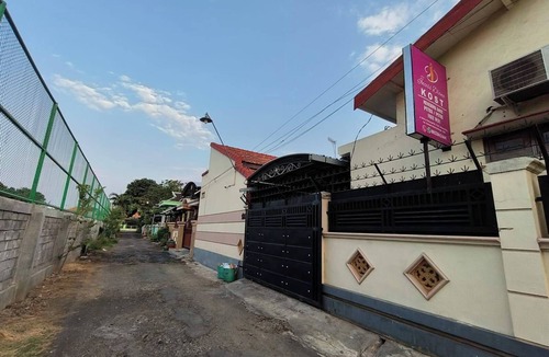 Probolinggo Hotel | OYO 95290 Incess Diana Syariah