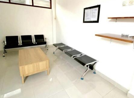 Probolinggo Hotel | OYO 95290 Incess Diana Syariah