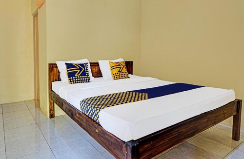 Sendang Hotel | OYO Life 91988 Azka Homestay Klayar