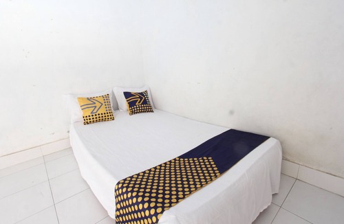 Tanjung Hotel | OYO Life 93153 Kos Jenggala