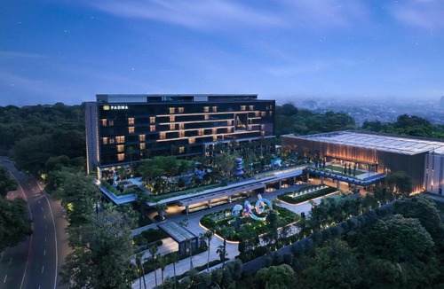 Semarang Hotel | Padma Hotel Semarang