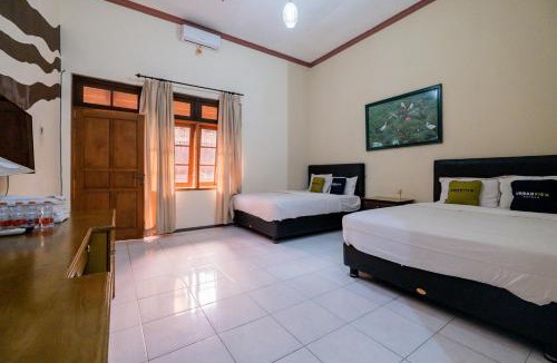 Oro Oro Ombo Hotel | Palereman Hotel RedPartner near Jatim Park 1