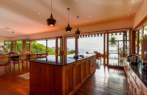 Labuan Bajo Villa | PARADISE GARAGE KOMODO
