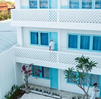 Tanjungbenoa Hotel | Paras Paros Marina Lodge