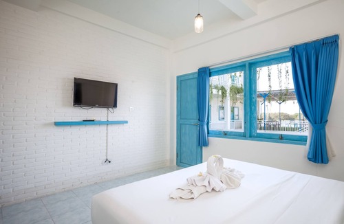Tanjungbenoa Hotel | Paras Paros Marina Lodge