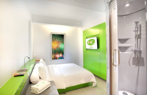 Gubeng Hotel | Pop! Hotel Gubeng Surabaya