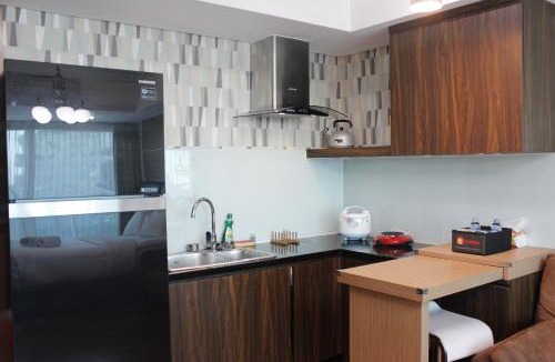Pasirkaliki Apartment | Premium Studio Room @ Tamansari La Grande Apartment By Travelio