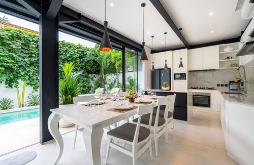 Umalas Villa | Private Pool Modern Design Beach Access