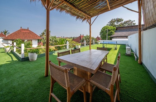 Babakan Villa | Private Pool | Rooftop Views | Canggu Base