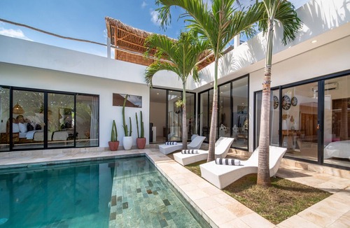 Babakan Villa | Private Pool | Rooftop Views | Canggu Base