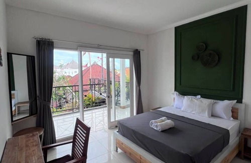 Berawa Hotel | private room with bigger size room, near central canggu, 10minute to the beach