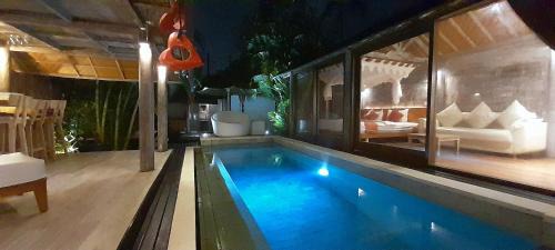 Sunset Road Villa | Private Vacation Rentals Pool Villa, 4Bedrooms, 4Bathroom, with Free Airport Pick