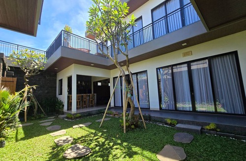 Sukawati House | Private Villa 4bedrooms with rooftop open pool