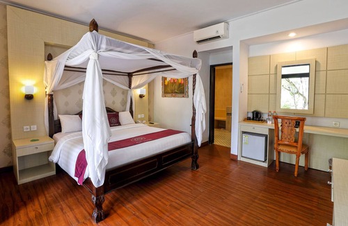 Dyanapura Hotel | Puri Saron Seminyak
