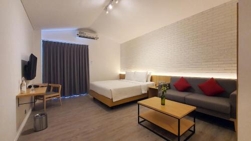 Mampang Prapatan Hotel | Ra Inn Kemang