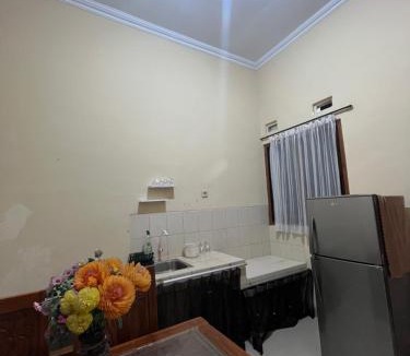 Catur Tunggal House | Raphi house