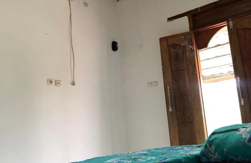 Kuta House | Rara Guest House