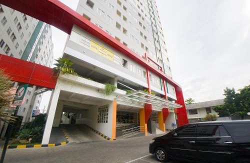 Surabaya House | RedDoorz Apartment near Bundaran Satelit Surabaya 2