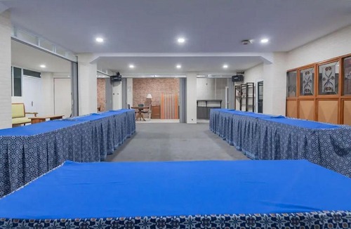 Sukajadi Hotel | RedDoorz at Arwiga Hotel near RS Hasan Sadikin Bandung