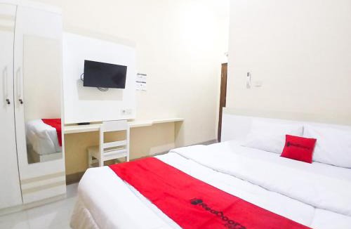 Yogyakarta House | RedDoorz at Homestay Syariah Attin Tugu Jogja