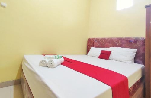Semarang Hotel | RedDoorz at Mangga Residence near Exit Toll Banyumanik Semarang