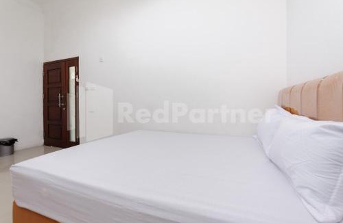 Banda Aceh Hotel | RedDoorz at Wisma Nabila Syariah near Masjid Raya Baiturrahman Banda Aceh