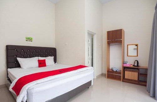 Rajabasa Hotel | RedDoorz @ Jalan Urip Sumoharjo Lampung 2