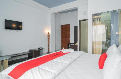 Bekasi Hotel | RedDoorz @ Kampung Sawah Jatimurni Bekasi