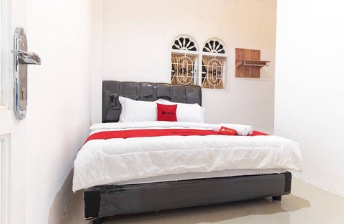 Medan Hotel | RedDoorz @ Medan Johor
